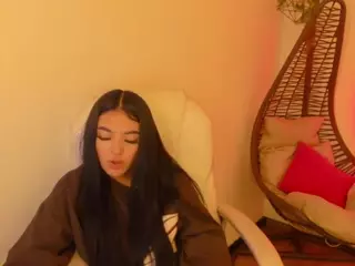 Vicky-Thompons's Live Sex Cam Show