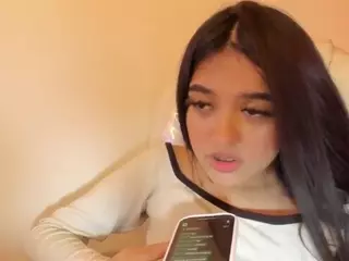 Vicky-Thompons's Live Sex Cam Show
