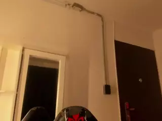 Vicky-Thompons's Live Sex Cam Show