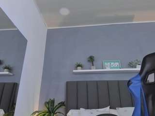 alessia-leroy - Live HD Webcam