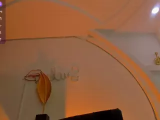 Anthonella-Browm's Live Sex Cam Show