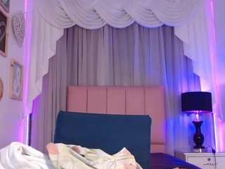 britney-maddyson Live Webcam on CamSoda