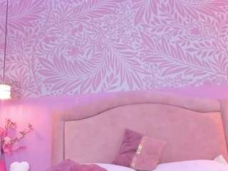 Dieses Model ist jetzt live. emilycollins1