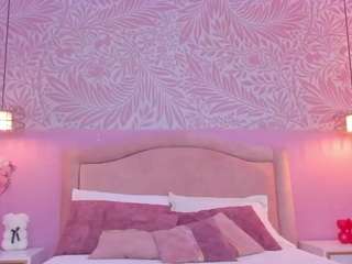 emilycollins1 live webcam show