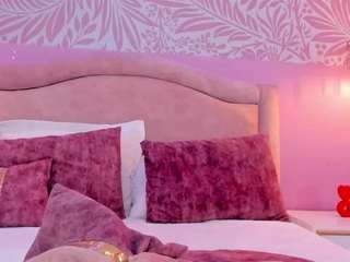 le modèle emilycollins1 est en webcam porno dans un show sur le site camsoda, il possède les tags suivants: anal,natural,young adult,toys,teen 18,tattoos,squirter,pussy,pov,orgasm,asshole,no smoking,lovense,lingerie,handjob,green eyes,fuck machine,drinking,double penetration,deepthroat