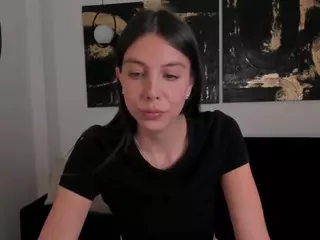 IrinaBossa's Live Sex Cam Show