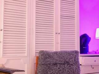 adelnesbitt live cam profile