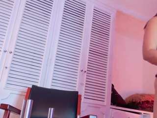 Live cam show with AdelNesbitt