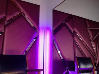 AdelNesbitt's Live Sex Cam Show