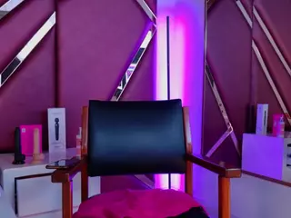 AdelNesbitt's Live Sex Cam Show