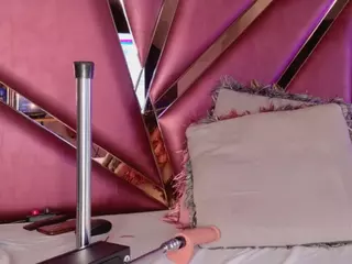 AdelNesbitt's Live Sex Cam Show