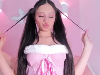 littleari's Live Sex Cam Show