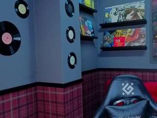  emma-reeed chat room