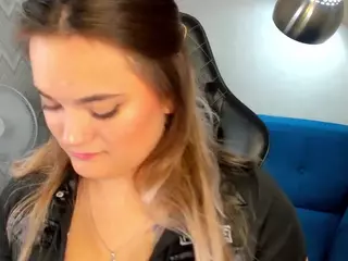Emma-Reeed's Live Sex Cam Show