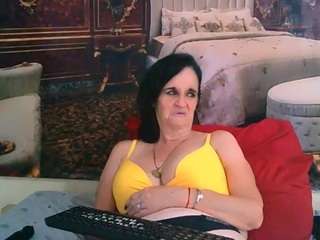 luciousgrace Live Webcam on CamSoda