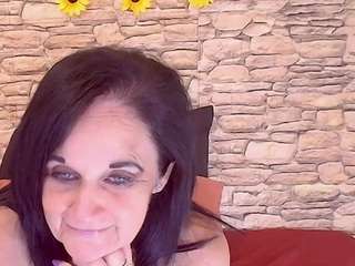 luciousgrace's CamSoda show and profile