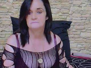 LuciousGrace live cam preview