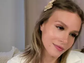NeldaGault's Live Sex Cam Show