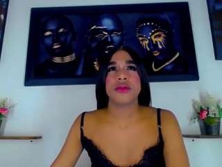 le modèle aishasexy18 est en webcam porno dans un show sur le site camsoda, il possède les tags suivants: anal toys,average,dirty talk,drinking,gape,green eyes,orgasm,red hair,smoking,tattoos,teen 18,young adult,hd,small tits
