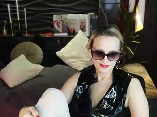 annaqueenmuse webcam