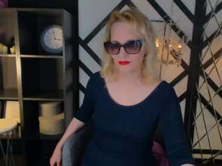 annaqueenmuse