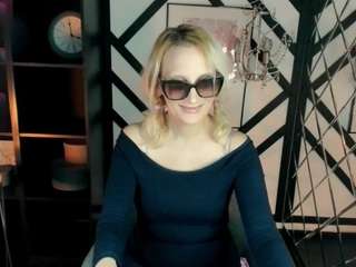 annaqueenmuse