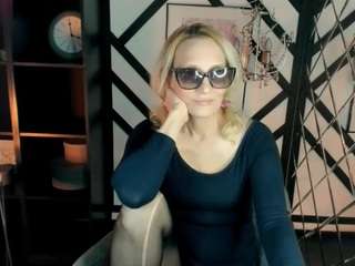 annaqueenmuse