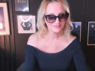 annaqueenmuse