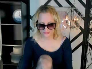 annaqueenmuse