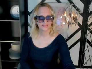 annaqueenmuse