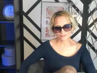 annaqueenmuse