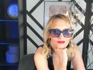 annaqueenmuse