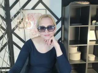 AnnaQueenMuse