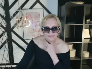 AnnaQueenMuse