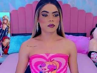 ariadnna-princess from CamSoda is Freechat