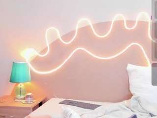  bella-fontana chat room