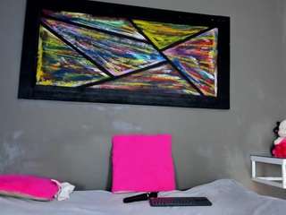 charlotte-curvy live cam profile