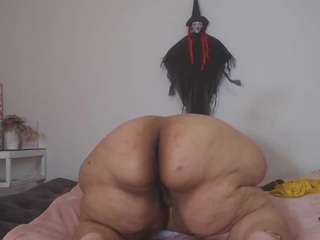 Charlotte-curvy live cam preview