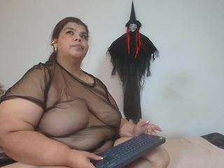Charlotte-curvy live cam preview