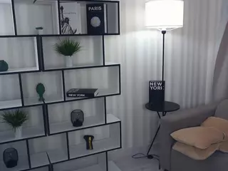 FeliceBellas's Live Sex Cam Show