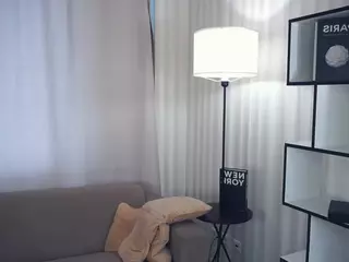 FeliceBellas's Live Sex Cam Show