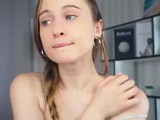 FeliceBellas's Live Sex Cam Show