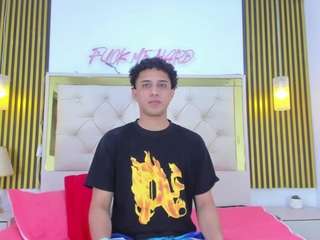  naturo-sex chat room