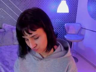 nikii-bloom Live Webcam on CamSoda