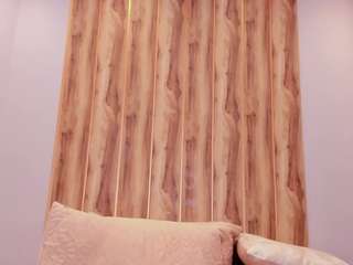 tiffany-jhas webcam model