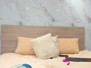 Tiffany-Jhas live cam preview