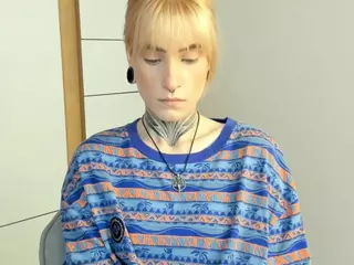 EdwinaDarlington's Live Sex Cam Show
