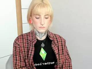 EdwinaDarlington's Live Sex Cam Show