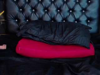 ekka-urrda Live Webcam on CamSoda