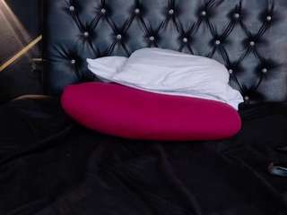 ekka-urrda Live Webcam on CamSoda